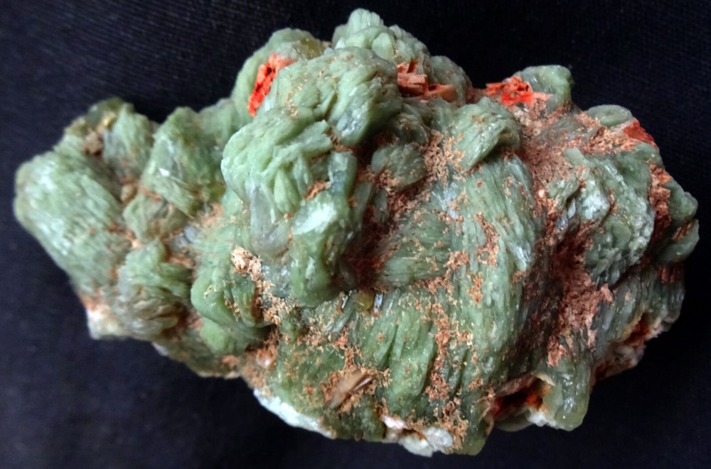 GREEN STILBITE BOWS FORMATION MINERALS SPECIMENS