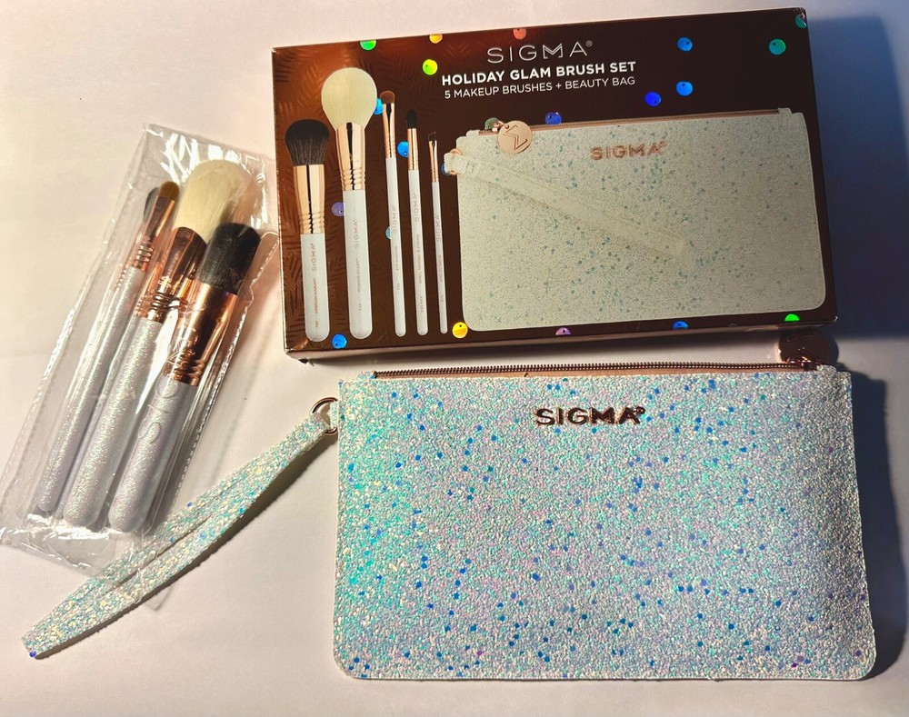 Sigma Beauty Holiday Glam 5-Piece Brush Set & Beauty Bag BRAND NEW!