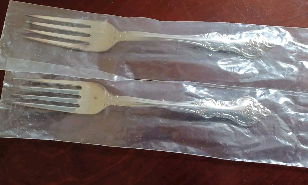 International DeepSilver Silver Plated ORLEANS Dinner Fork 7.25