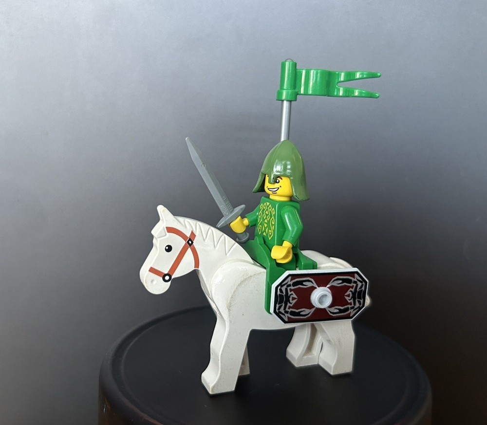 Unreleased LEGO Rascus Minifigure Prototype Knights Kingdom II Castle Rare