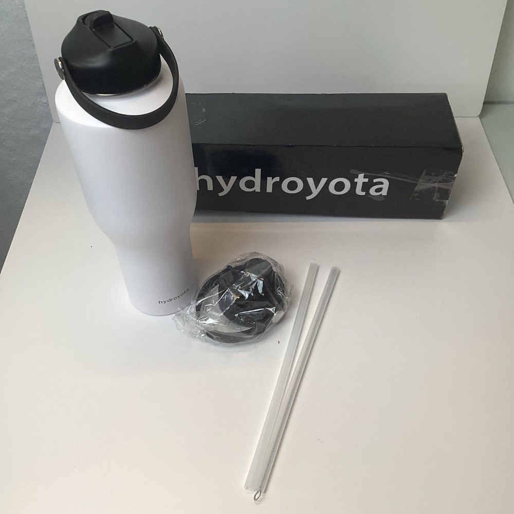 Hydroyota 40 oz Stainless Steel Water Bottle with Spout, Straws, White