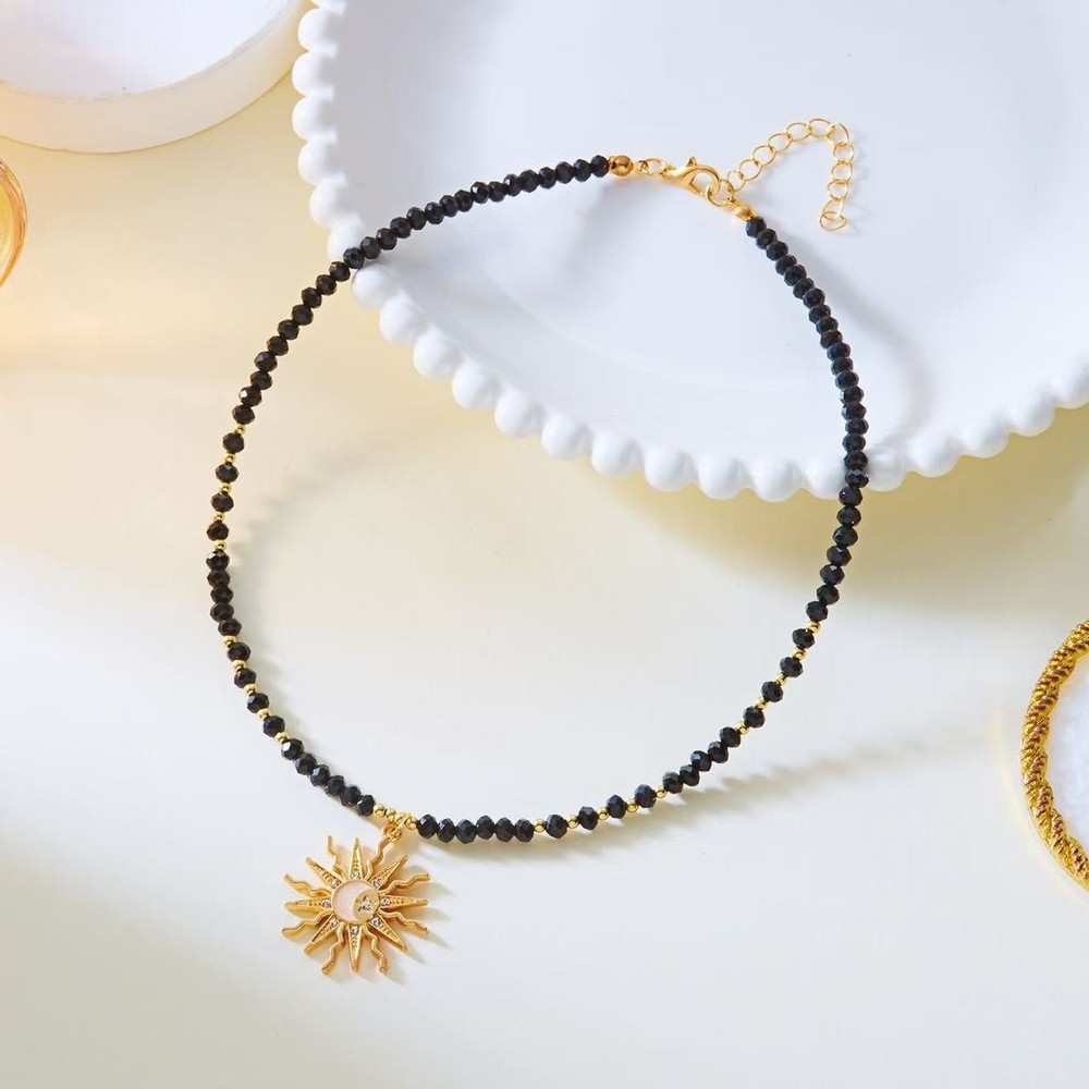 Elegant Boho Black Small Faceted Crystal Beads Choker Sunflower Pendant Necklace
