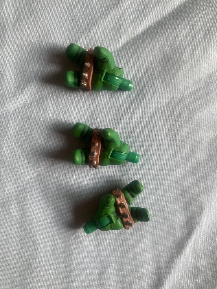 NECA Teenage Mutant Ninja Turtles Mirage Comics Climbing hands