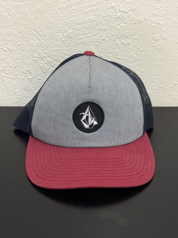 VOLCOM HAWAII SnapBack Mesh Back Red/Blue/Grey OSFM