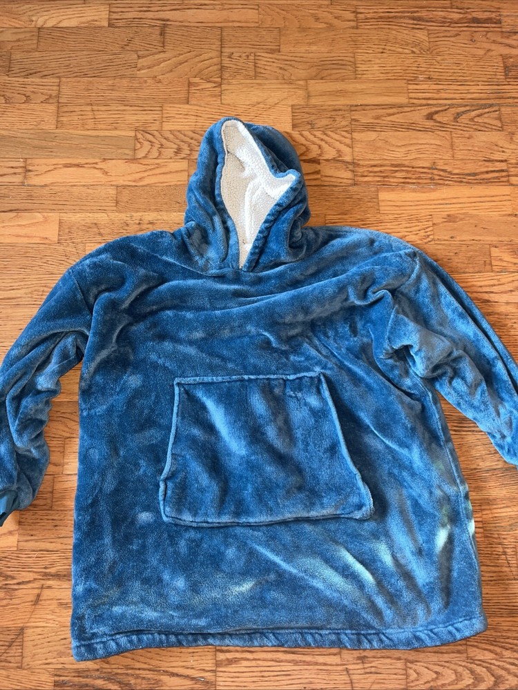 Adult Hooded Snuggle Blanket Soft Fleece Sherpa Warm Wearable Hoodie Robe. Med