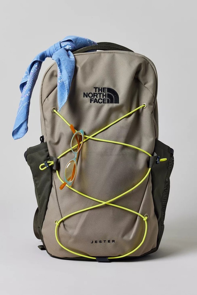 The North Face Jester 28L Backpack in Cavern Grey & New Taupe - Flash Sale-image