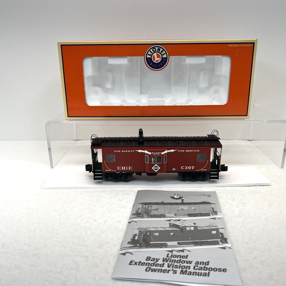 Lionel 6-17644 Erie Bay Window Caboose #C307 O Gauge NEW Smoke