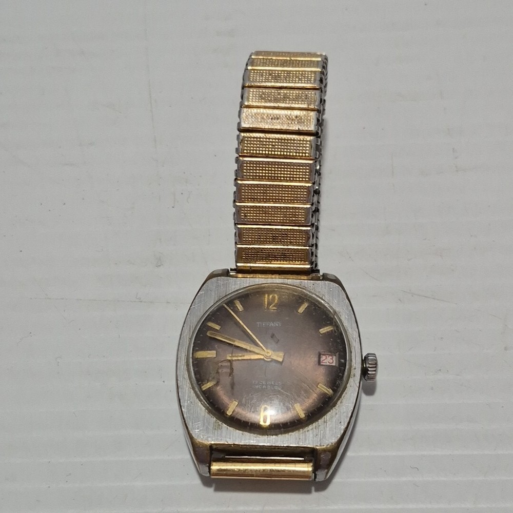 Mens Tiffany Silver/Goldtone Stainless Steel 17 Jewel Incabloc Wrist Watch