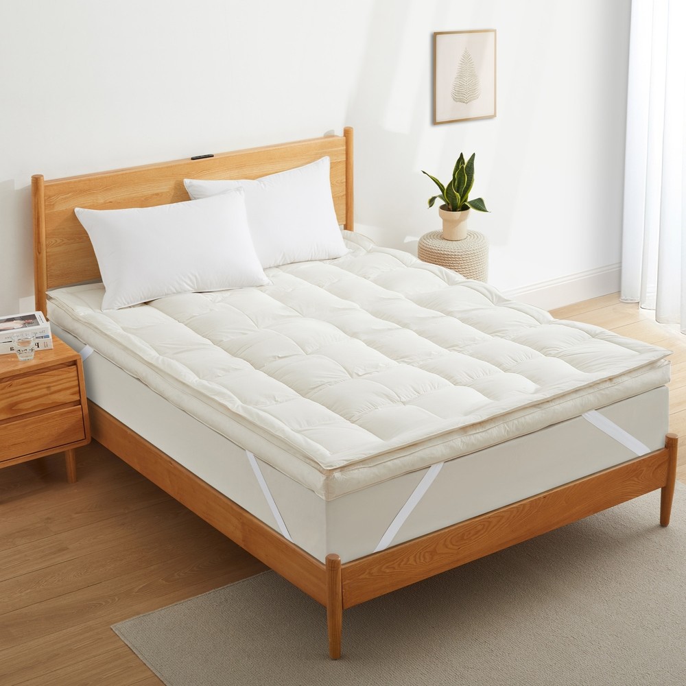 White Goose Feather Bed Fitted Mattress Topper with 100%