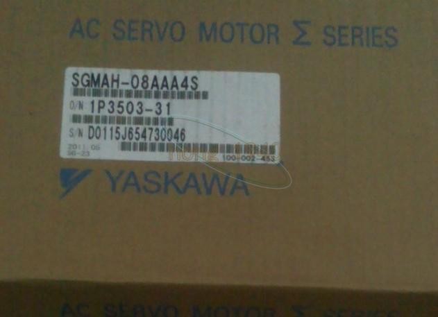ONE NEW YASKAWA SERVO MOTOR SGMAH-08AAA4S
