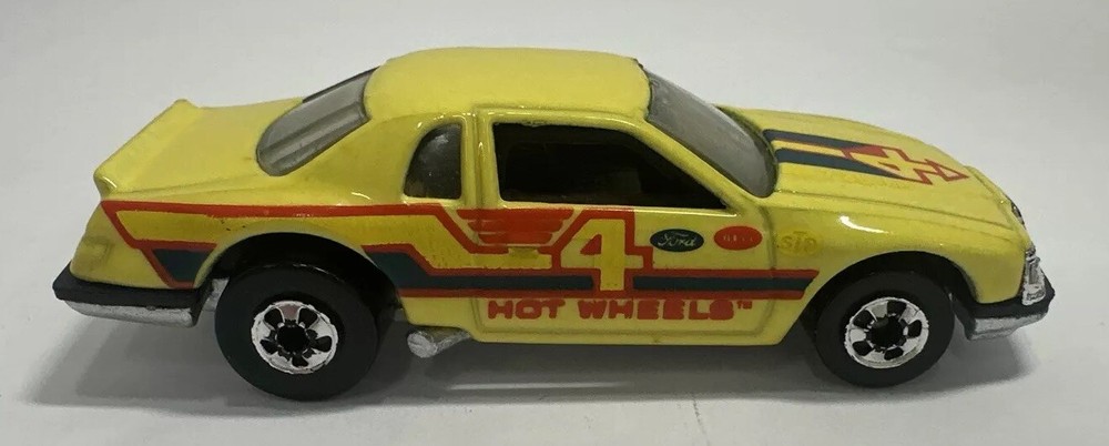 Vintage 1983 Hot Wheels 81 Thunder Burner Ford Stocker 4 Car 1:64