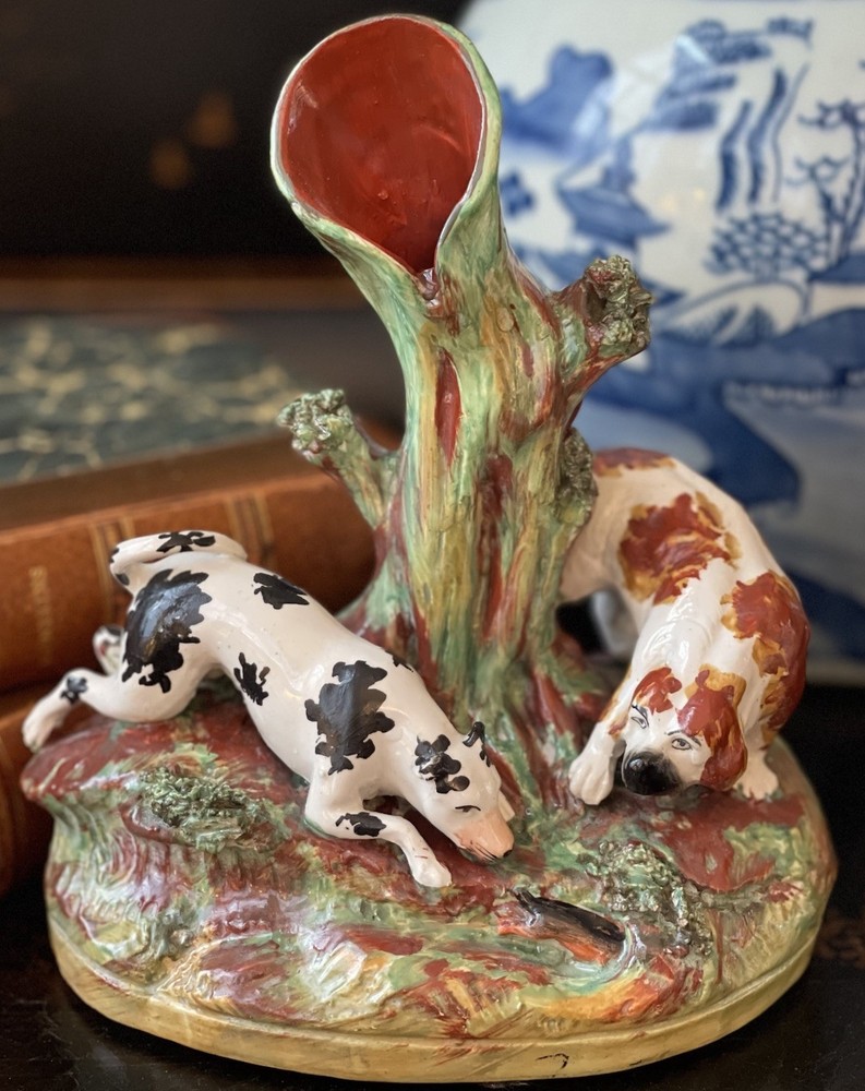 Magnificent Rare 19C English Staffordshire Spaniel Dog Fox Hunt Spill Vase 7.75”