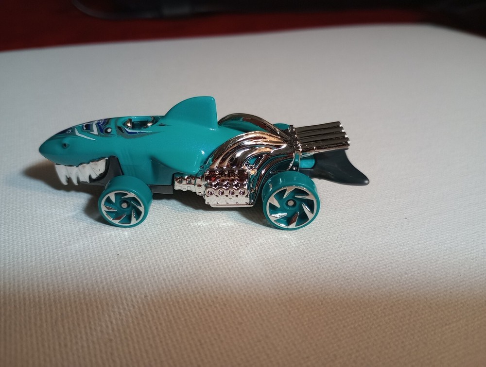 2024 Hot Wheels Multi-Pack Exclusive Sharkruiser  Aqua/Blue 6sp Chrome Wheels