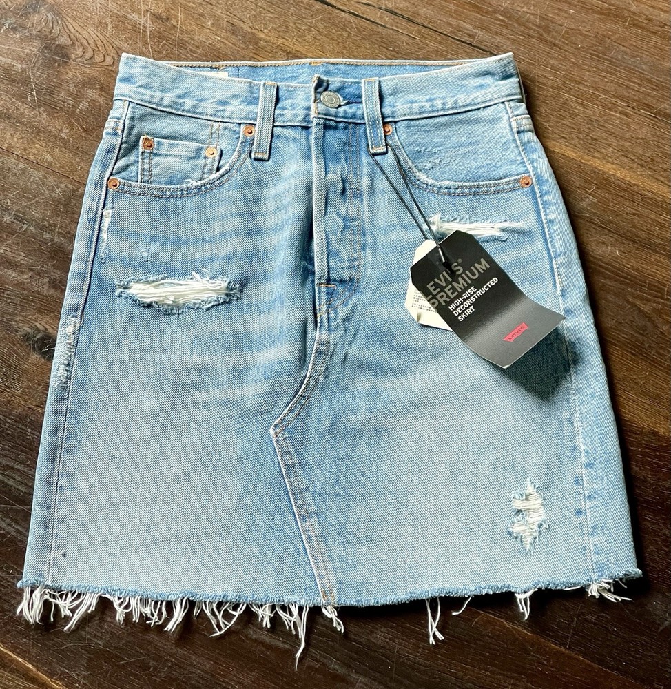 NWT Levi’s Premium High Rise Deconstructed Denim Mini Skirt 24/XS 100% Cotton