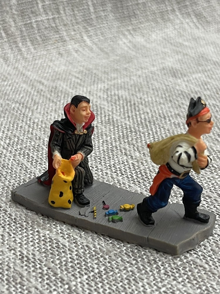 Lemax Spooky Town Leaky Bag Vintage Halloween Decoration