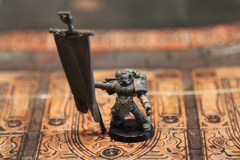 WARHAMMER 40,000 WH40K - CLASSIC SPACE MARINE COMMAND - COMPANY ANCIENT STANDARD