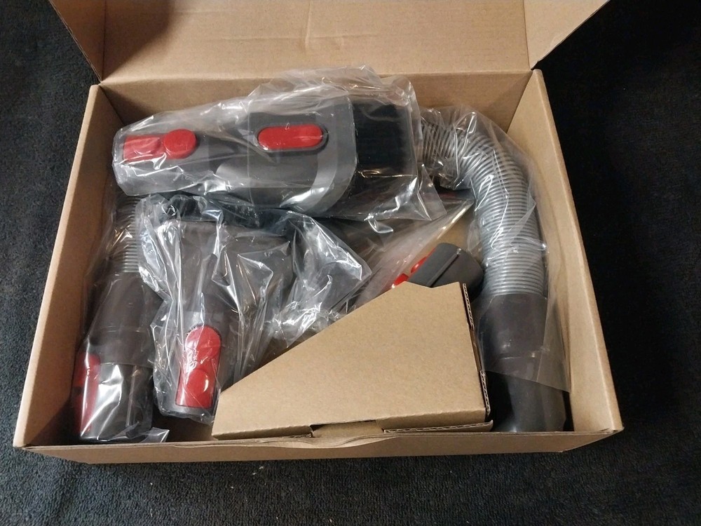 Dyson V8 Animal Cordless Stick Vacuum Cleaner with Hose and Attachments Kit  