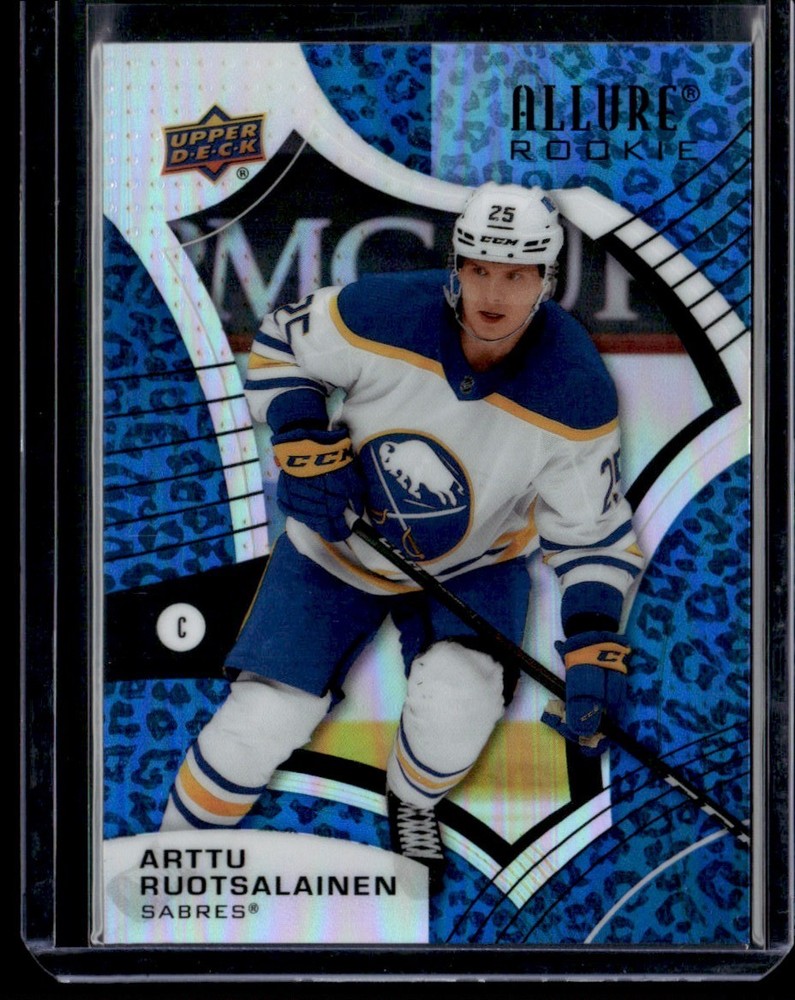 Arttu Ruotsalainen 35 Rookie Upper Deck Allure Pink Leopard Blue Line Error Card