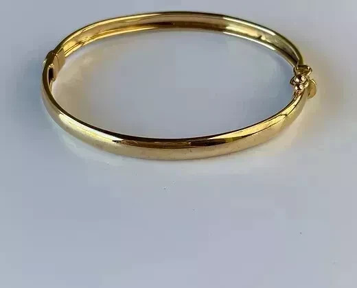 Vintage & Estate New Style 14k Yellow Gold Plated Bangle Bracelet Unisex 7