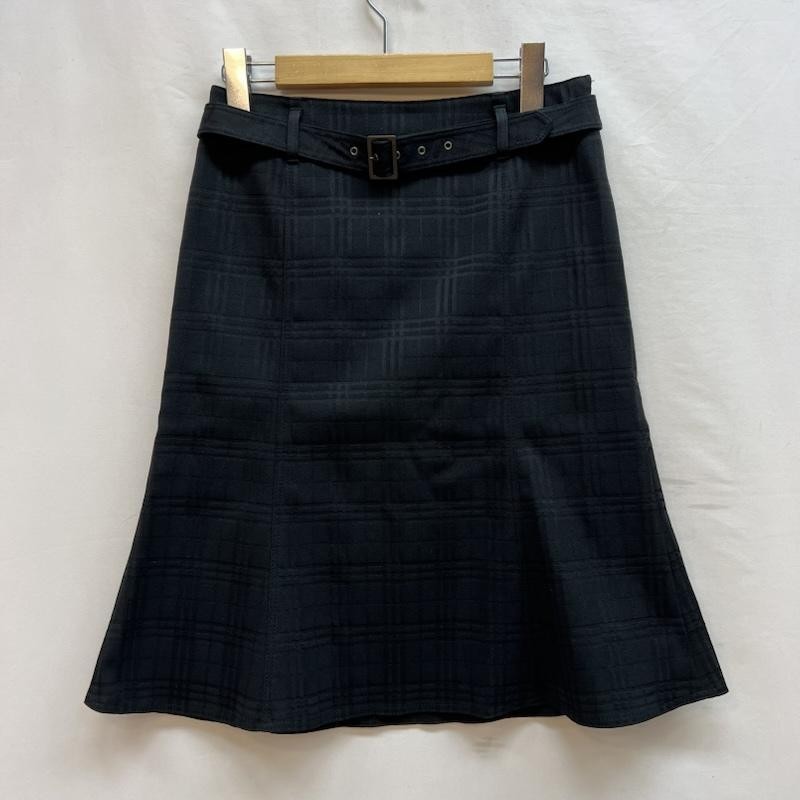 Burberry Check Flare Skirt with Belt Size 36 Black Knee-Length Used
