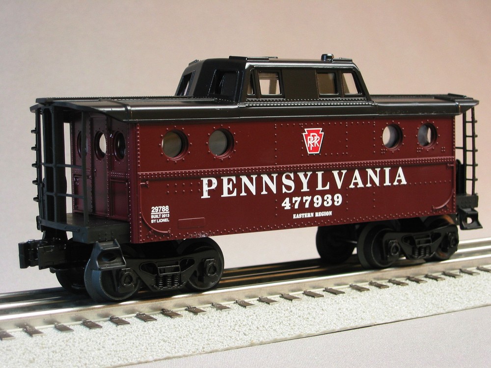 LIONEL PENNSYLVANIA PRR O GAUGE TRAIN CABOOSE TUSCAN 6-30233 car 6-29788 NEW