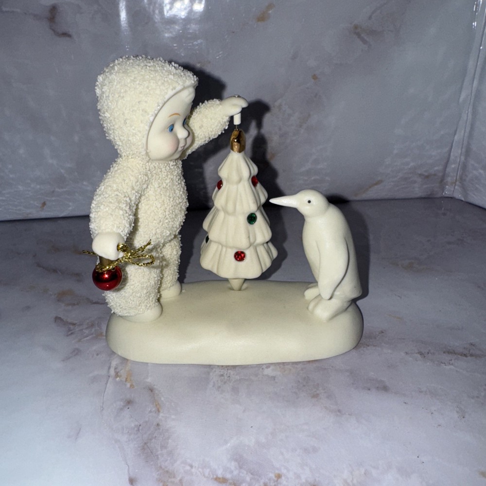 Snowbabies Spinning Tree with Baby and Penguin Figurine Dept 56
