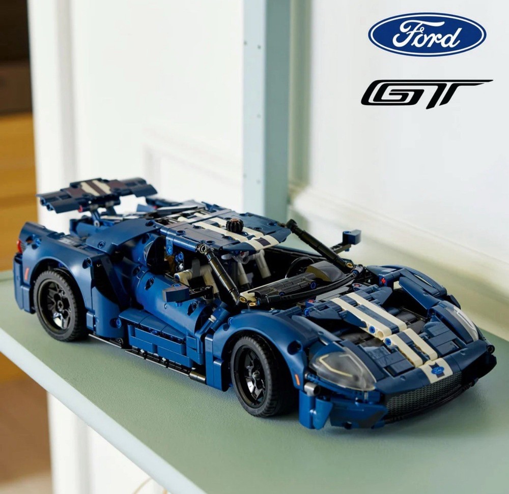 LEGO TECHNIC: 2022 Ford GT (42154)