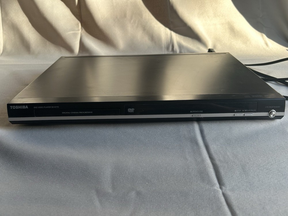 Toshiba SD-K770KU DVD Player Dolby Digital DTS No Remote incl