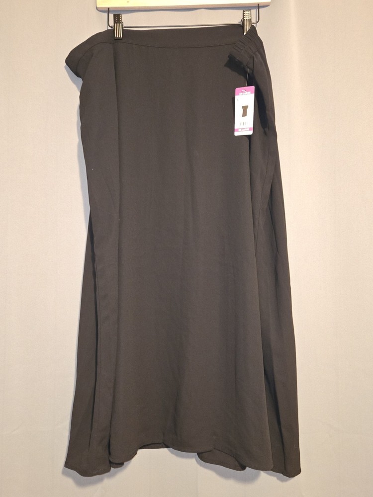 Vince Camuto Women's Rich Black Semi-Fitted Lightweight Midi Skirt Size XXL