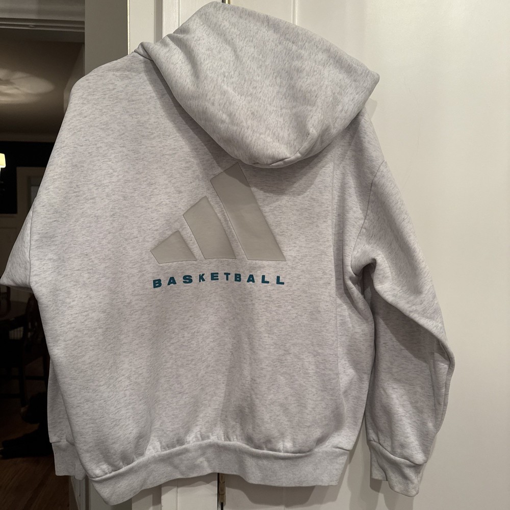 adidas Men's Basketball Hoodie Size Small Grey, Oversized