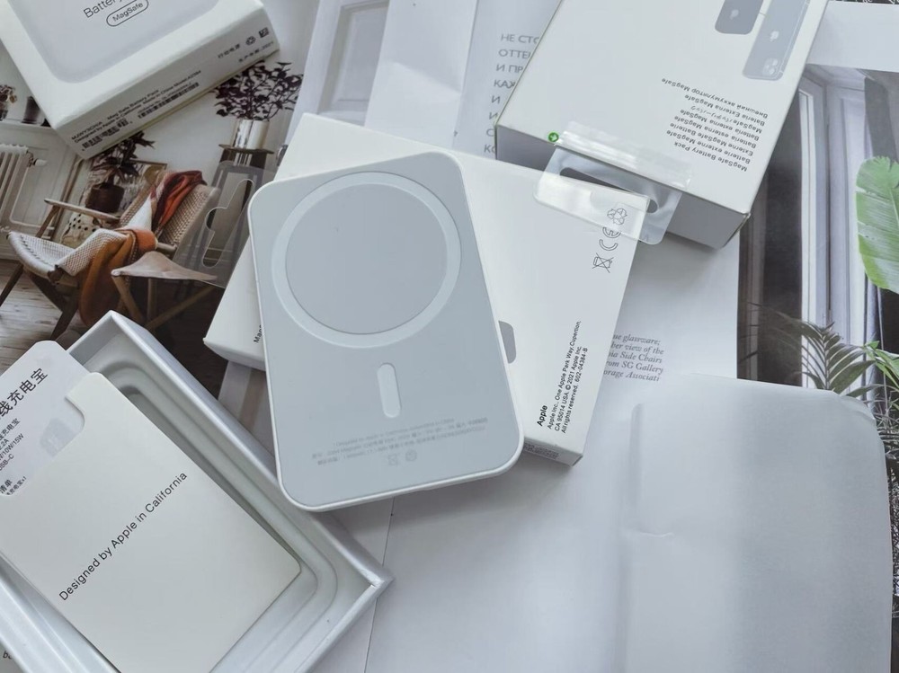Apple MagSafe Battery Pack - Essential Wireless iPhone Charger for Emergencies