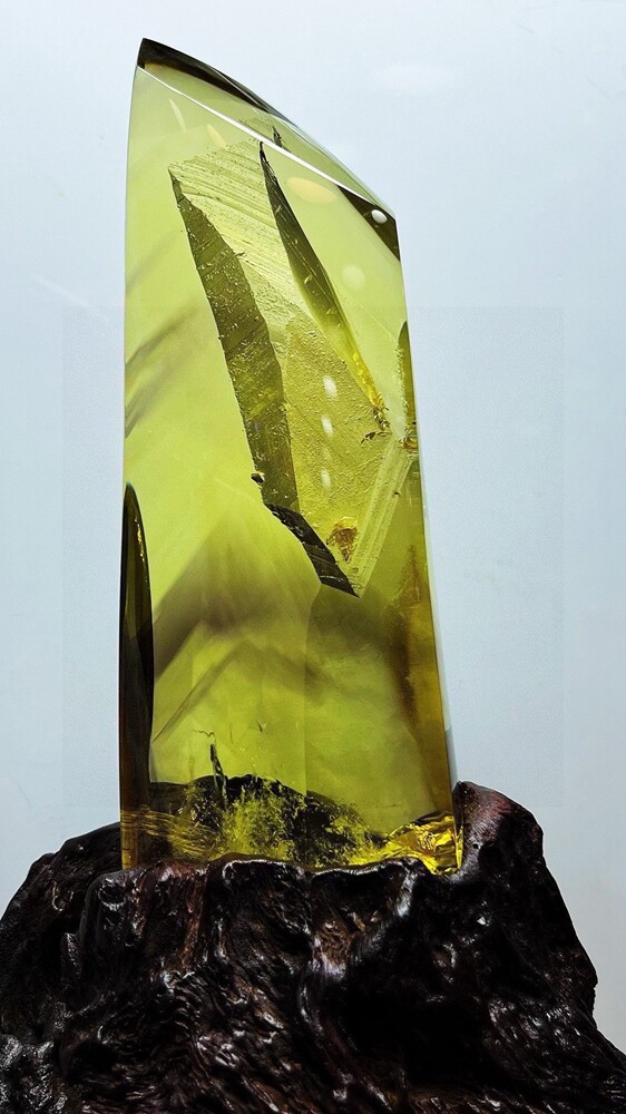 3.47LB Natural Citrine Quartz Crystal Mineral Specimen with Healing Properties and Display Stand