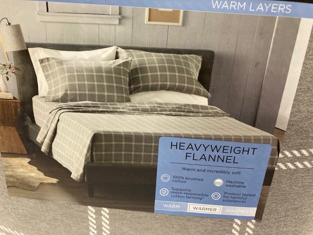 Cuddl Duds King Size Heavyweight Flannel Sheet Set Grey Ivory Plaid NWT