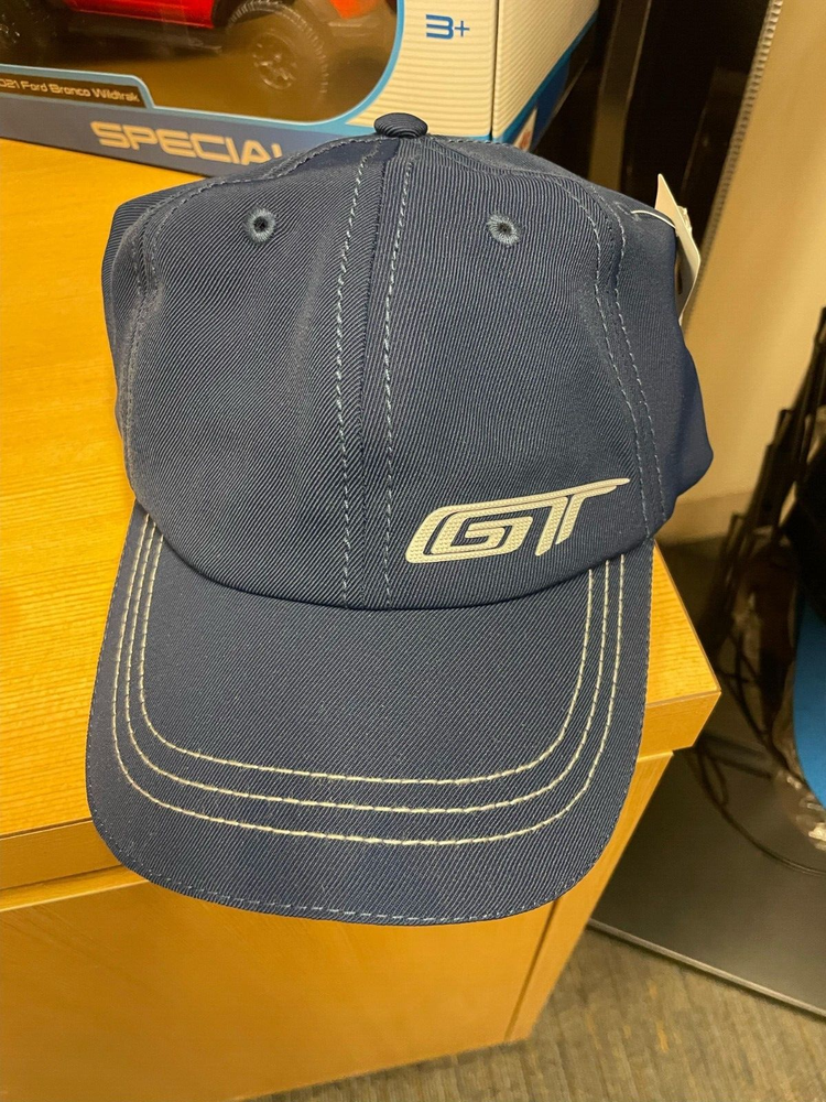Ford GT Performance Cap for Racing Enthusiasts