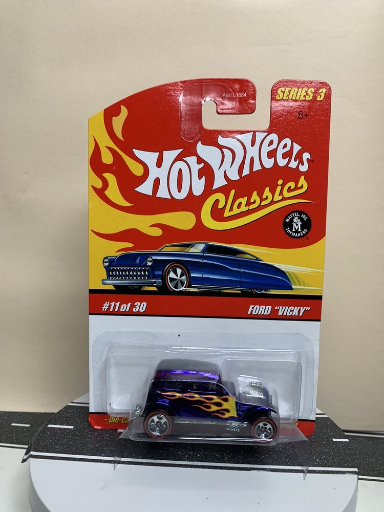 Hot Wheels Classics #11 Series 3 Ford Vicky Blue w/Flames & Chrome 5sp NIP