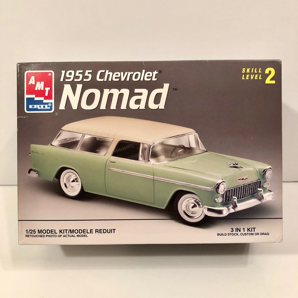 VTG AMT 1:25 Scale 1955 Chevy Nomad 3-in-1 Model Car Kit #8320