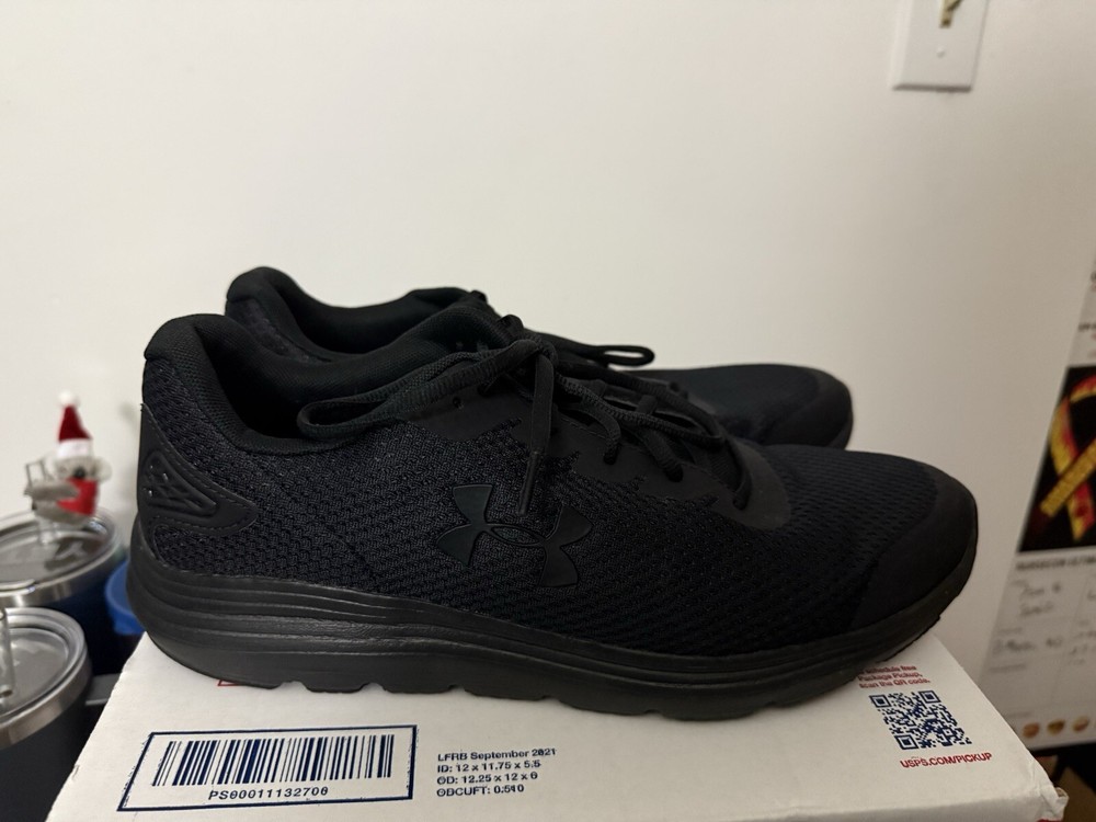 Under Armour Mens Men's Surge 2 Black Running Shoes Sneakers Sz 11.5