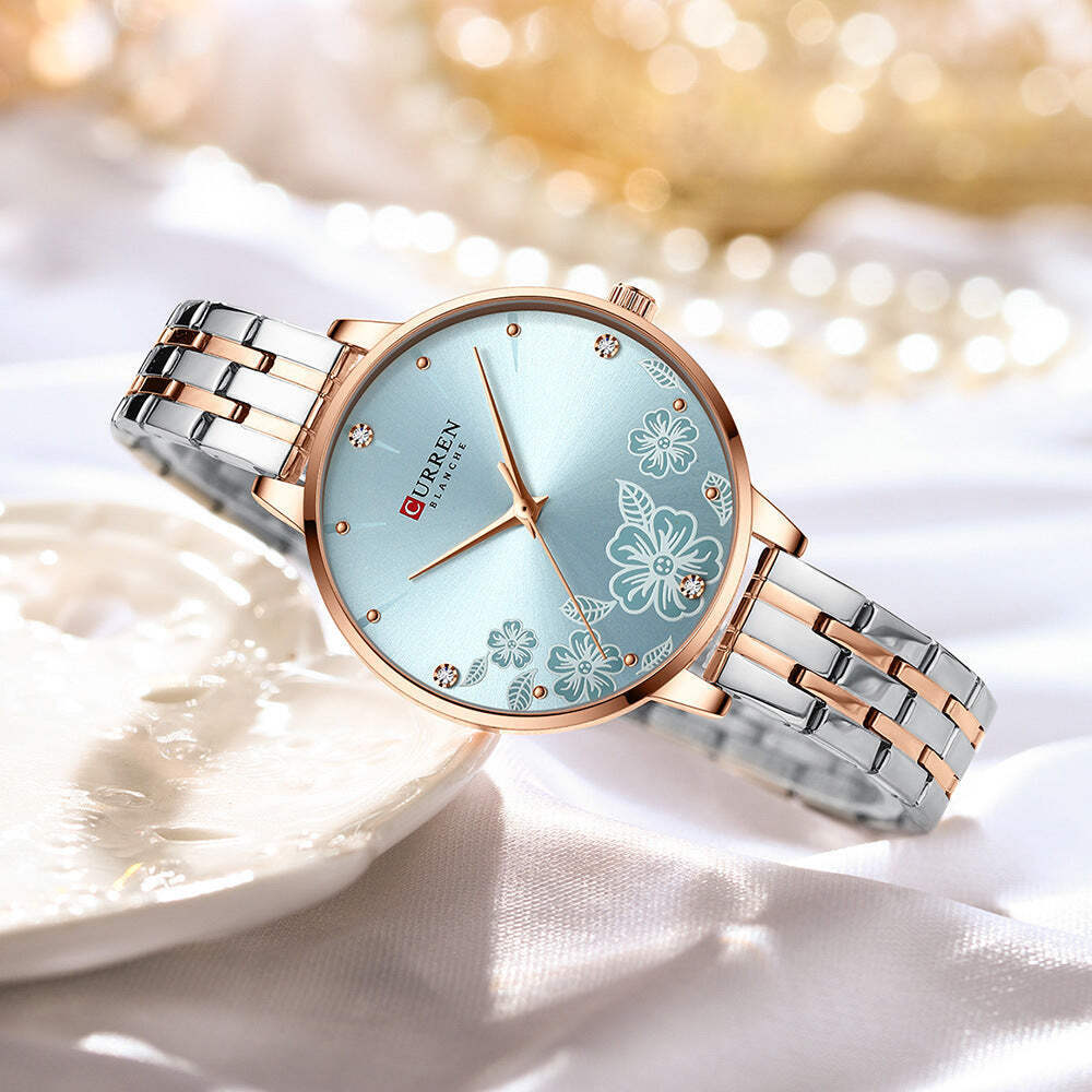 Women's Casual Quartz Watch with Flower Design and Stainless Steel Bracelet