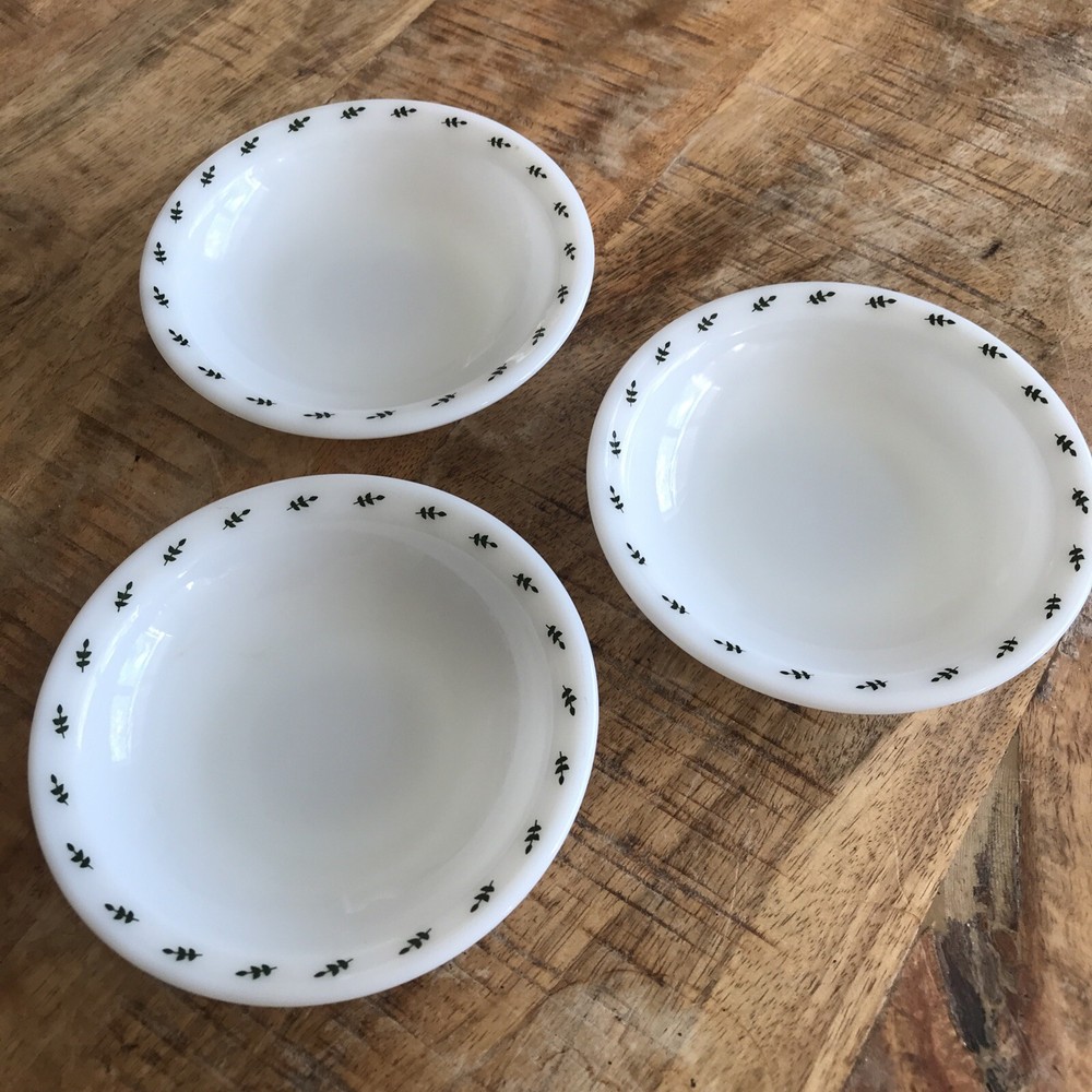 PYREX 706 Green Leaf Corning Custard Fruit 5