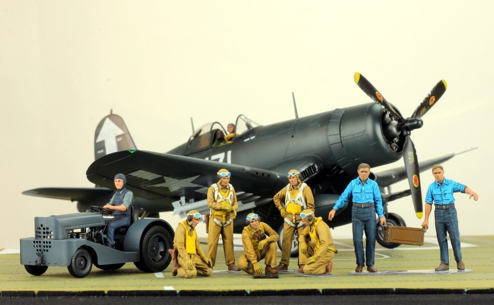 US Navy WW2 Pilots & Motor Tug with Crew 1:48 Pro Built Model-image