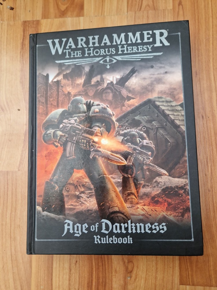 LIBRO DE REGLAS WARHAMMER 40K HORUS HEREJÍA ERA DE LA OSCURIDAD