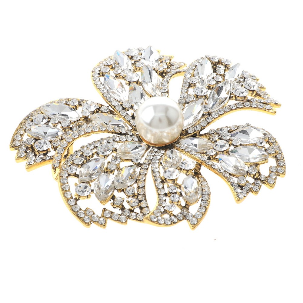 Gold Tone Metal Large Crystal Flower Brooch with Synthetic Pearl  P1536-GCP