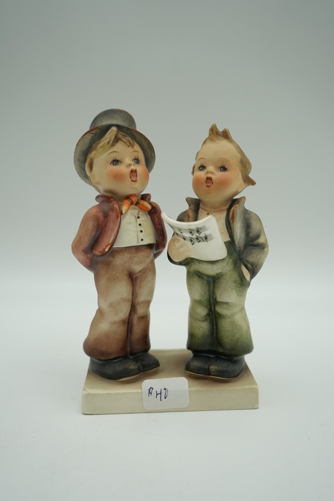 German Hummel M.I. Soloist Figurine Collectible