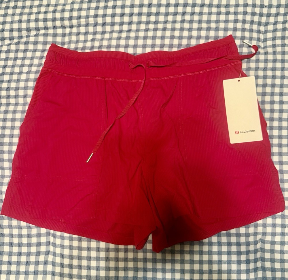 Lululemon soft pink high-waisted shorts size large for women