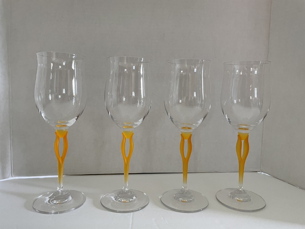 2004 MIKASA CRYSTAL GLASS SET OF 4 TUSCAN FROSTED YELLOW WINE STEM 9 1/8”GLASSES