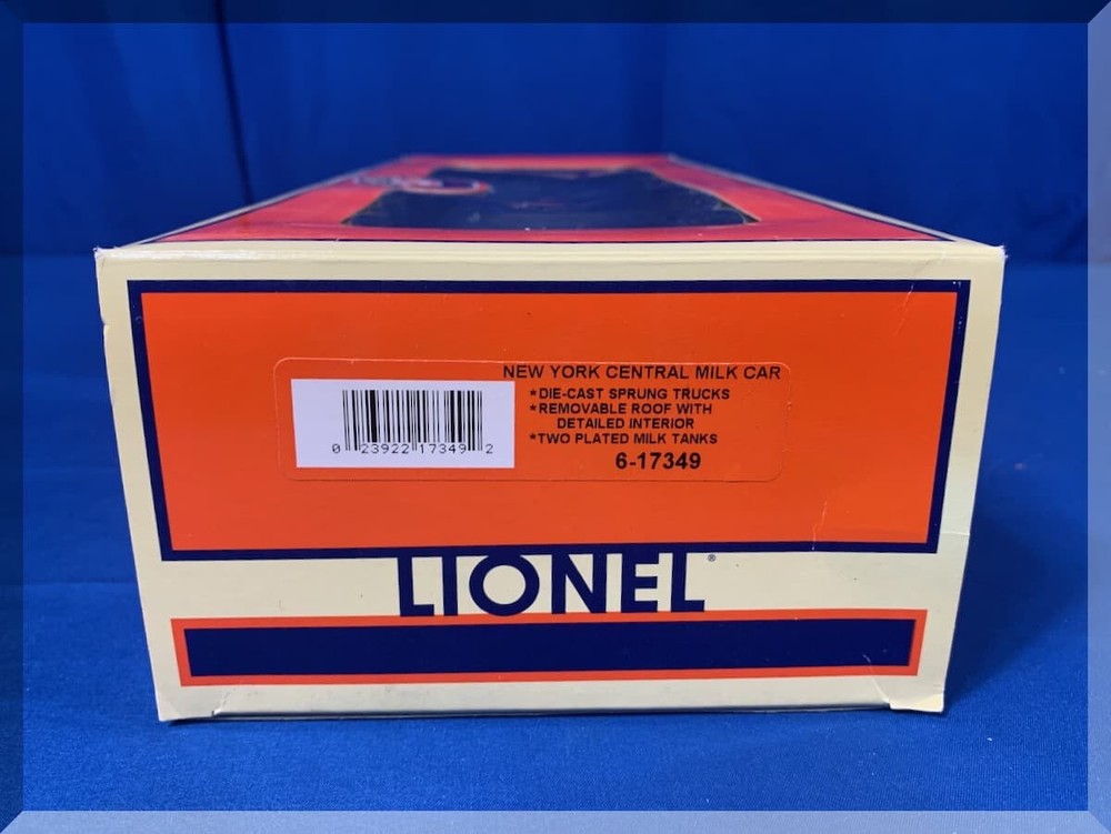 LIONEL MODEL TRAINS O-GAUGE D/C NEW YORK CENTRAL MILK CAR - FREE SHIPPING