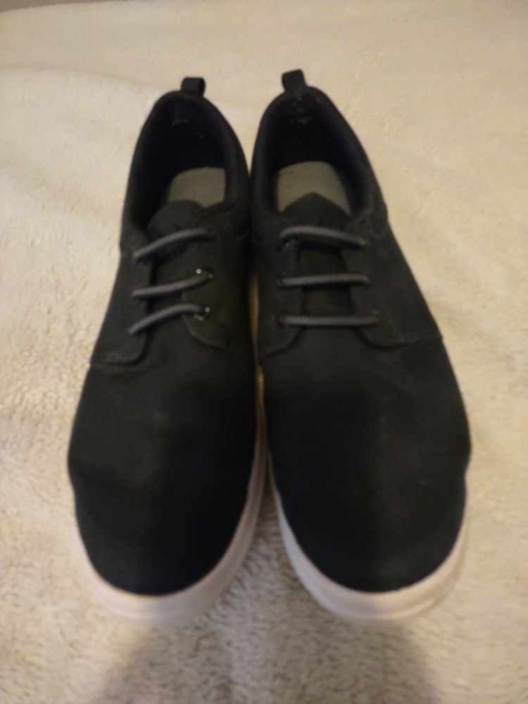 Under Armour Men's Size 8.5 Black Athletic Shoes