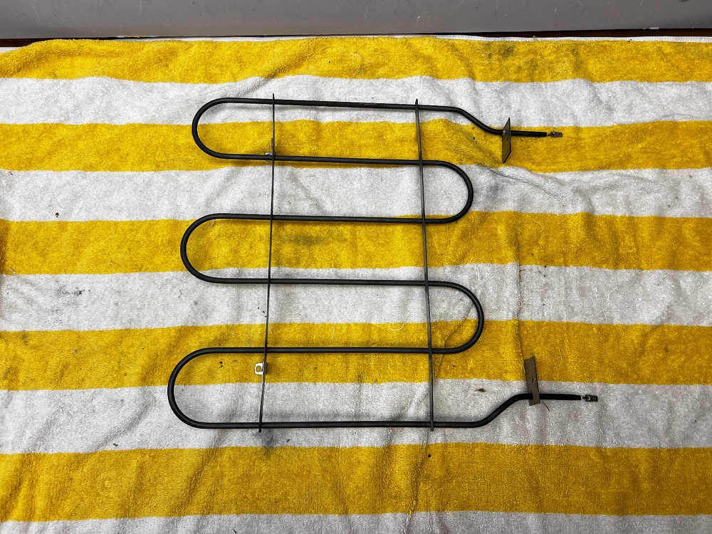 Whirlpool Double Oven Range Lower Broil Element W11101534 with Free Shipping-image