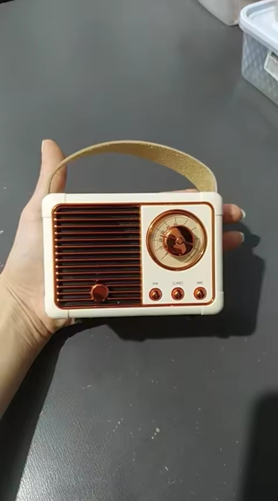 Vintage-Style Portable Bluetooth Speaker with Rich Bass