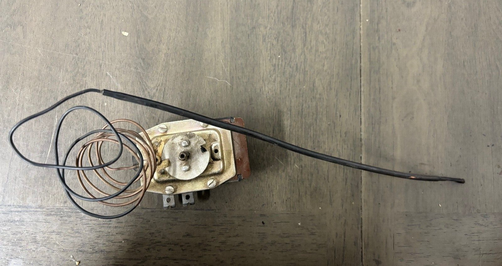 PN-46 Robertshaw Vintage Oven Thermostat